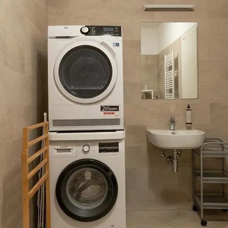 All'orologio Apartamento 4*