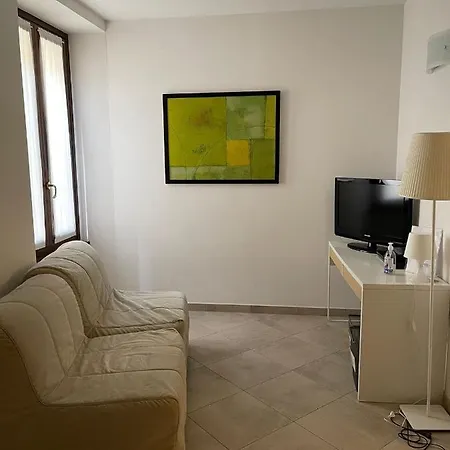 All'orologio 4* Peschiera del Garda