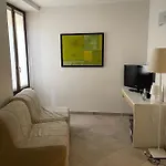 All'orologio 4* بسكييرا ديل غاردا