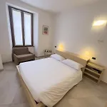 All'orologio شقة بسكييرا ديل غاردا