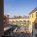 All'orologio Apartment Peschiera del Garda