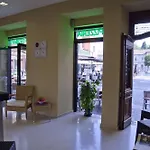 All'orologio 4* بسكييرا ديل غاردا