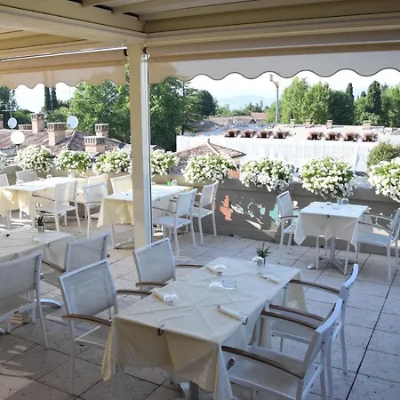 All'orologio Peschiera del Garda