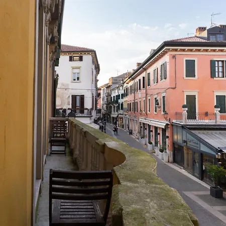 All'orologio 4* Peschiera del Garda