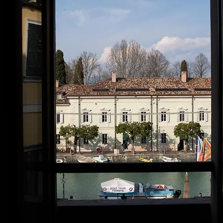 All'orologio 4* Peschiera del Garda