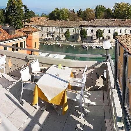 All'orologio Apartment Peschiera del Garda