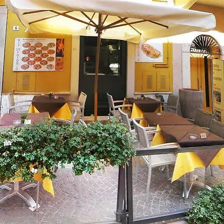 Apartment All'orologio *
