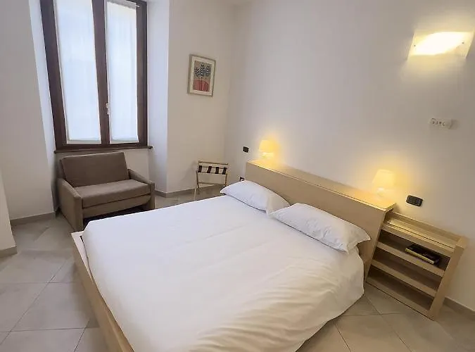 All'orologio דירה פסקיארה דל גארדה