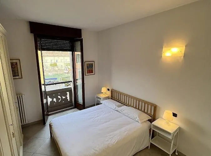 All'orologio דירה פסקיארה דל גארדה