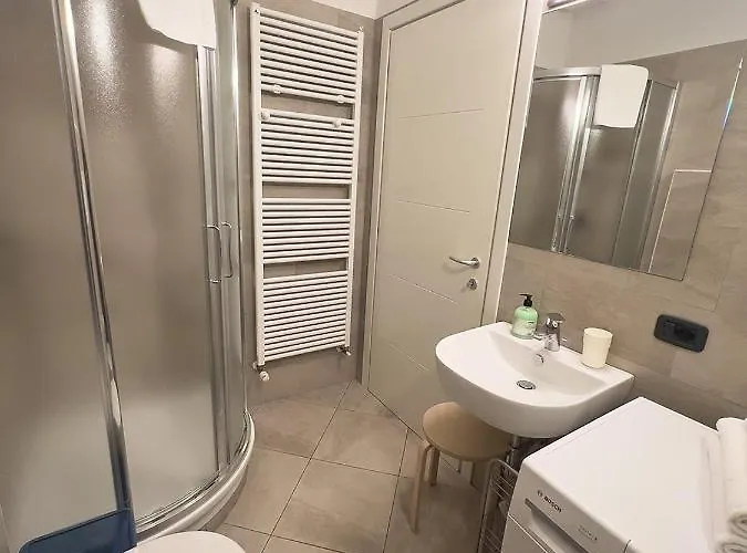 All'orologio 4* פסקיארה דל גארדה